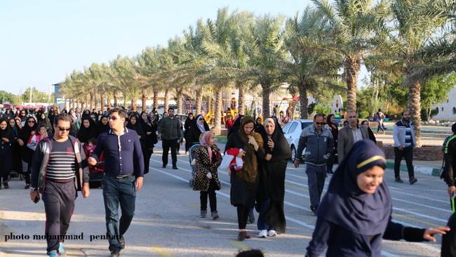 پیاده روی خانوادگی 13