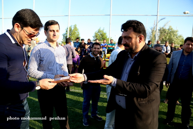 پیاده روی خانوادگی 20