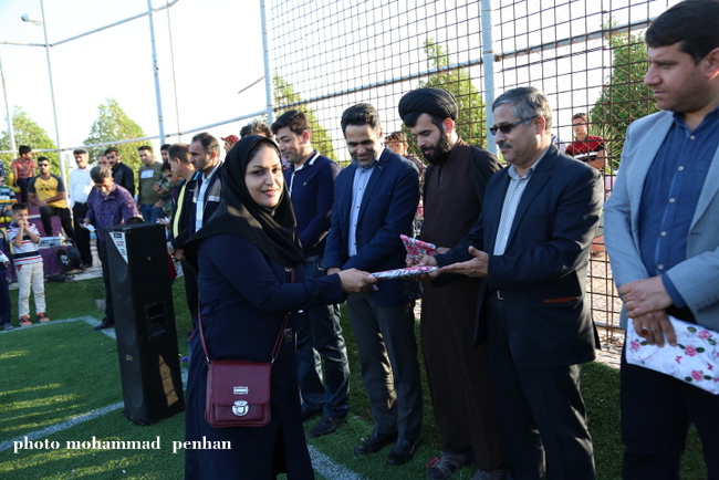 پیاده روی خانوادگی 27