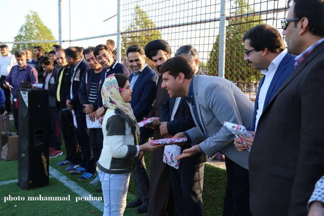 پیاده روی خانوادگی 28