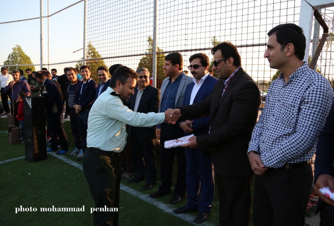 پیاده روی خانوادگی 30