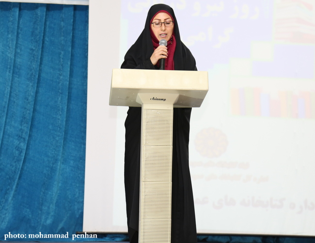 کتاب خوانی و شب شعر 16