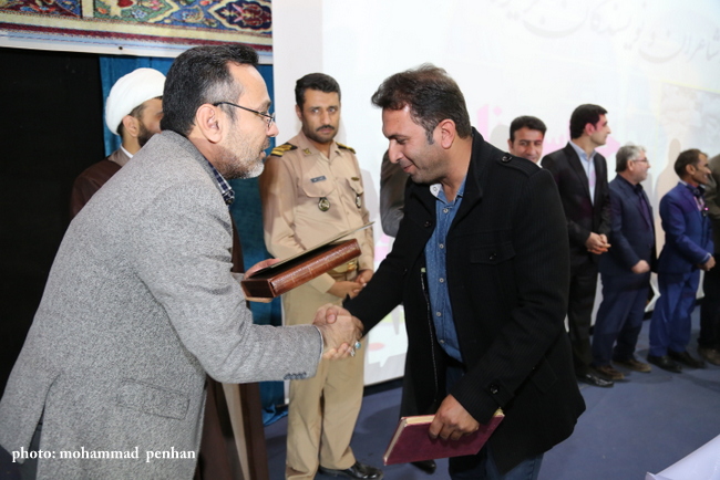 کتاب خوانی و شب شعر 40