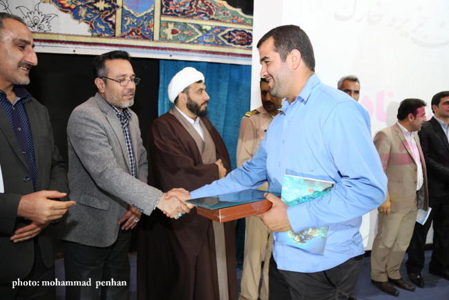 کتاب خوانی و شب شعر 42