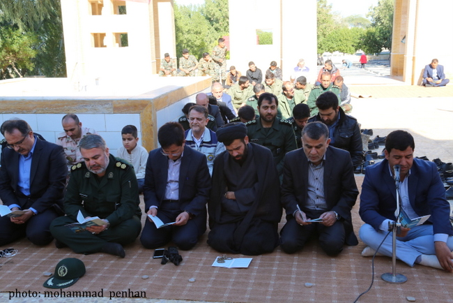 غبارروبی گلزار شهدا 3