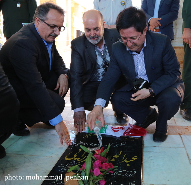 غبارروبی گلزار شهدا 22