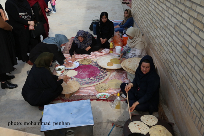 طبخ نان محلی 8