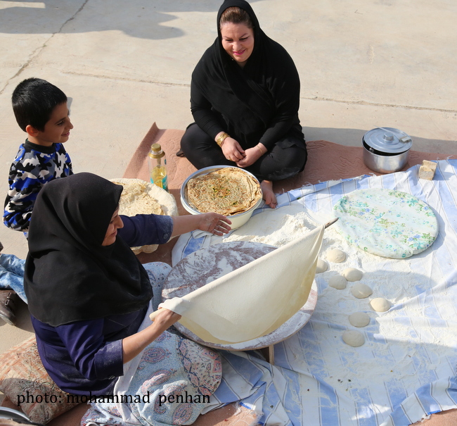 طبخ نان محلی 11