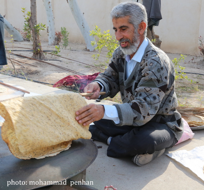 طبخ نان محلی 24