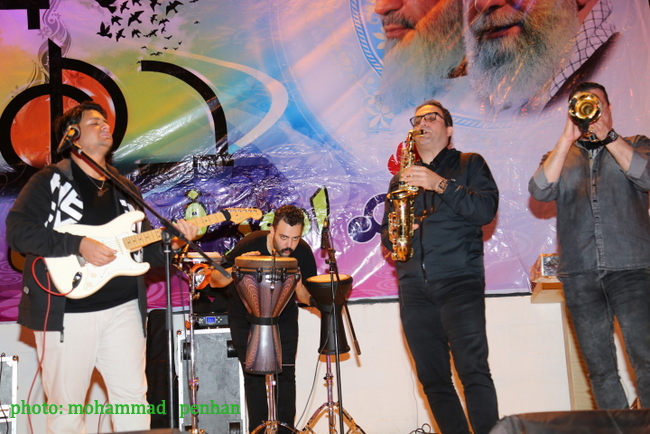 جنگ شادی دهه فجر 34