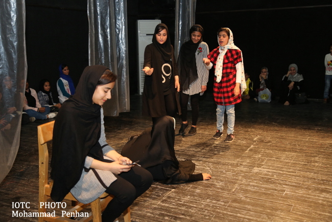 کارگاه نمایش 25