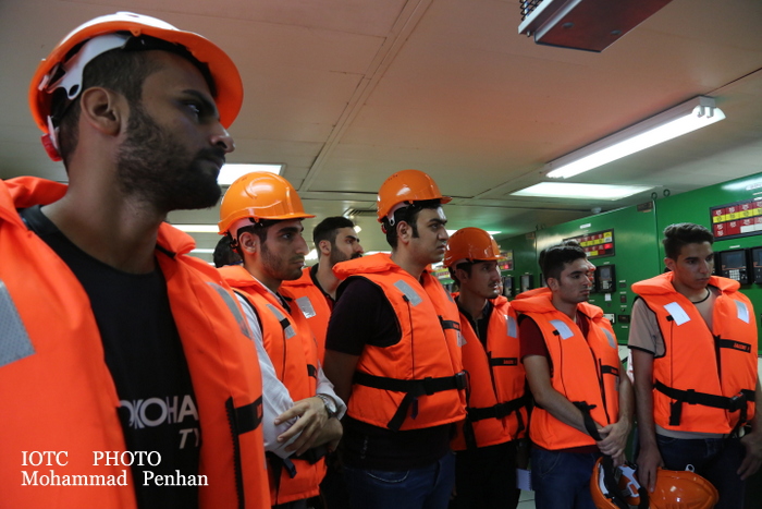 بازدید دانشجویان نفت 10