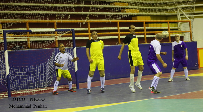 فوتسال بالای 45 سال کارکنان 6