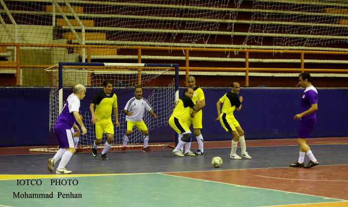 فوتسال بالای 45 سال کارکنان 10