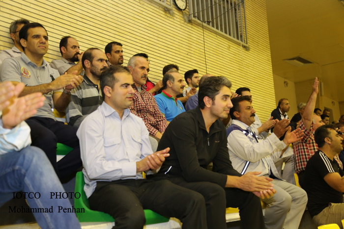 فوتسال بالای 45 سال کارکنان 17