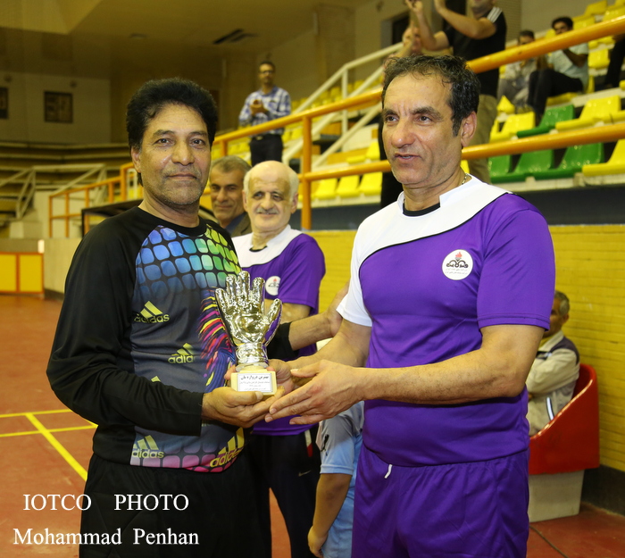 فوتسال بالای 45 سال کارکنان 30