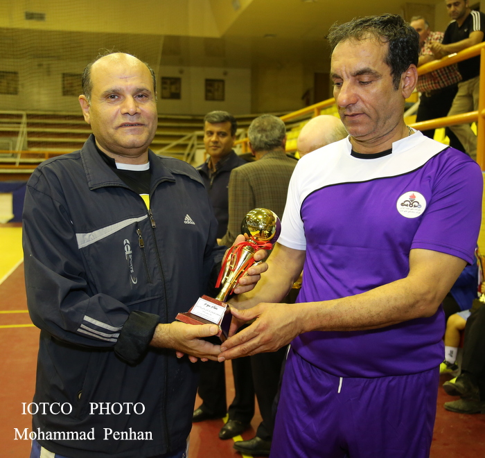 فوتسال بالای 45 سال کارکنان 35