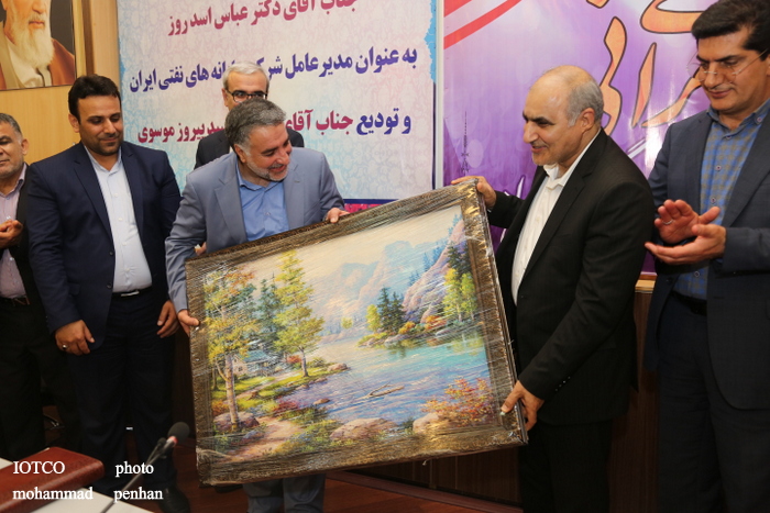 تودیع و معارفه مدیرعامل 46