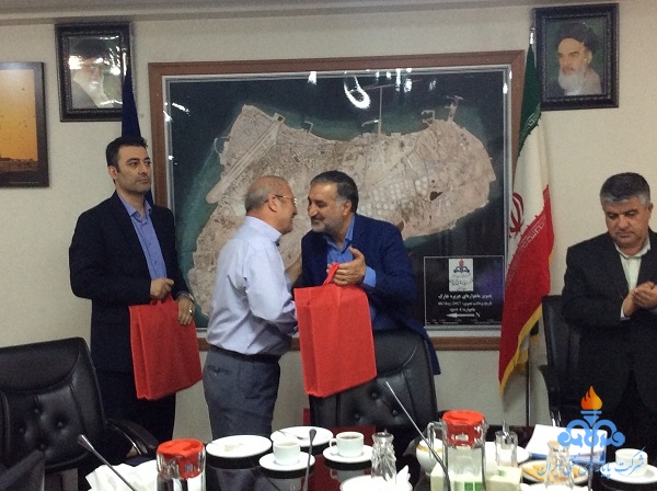 تقدیر از پرسنل دریایی و آموزش 10