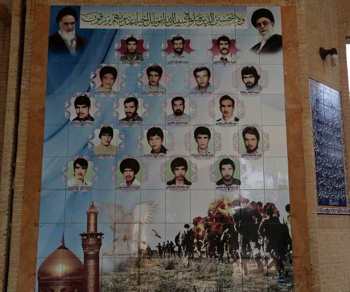 غبارروبی گلزار شهدا 1