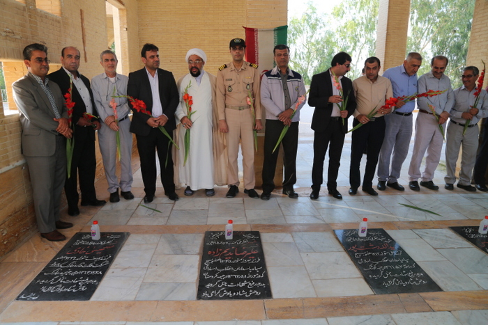 غبارروبی گلزار شهدا 5