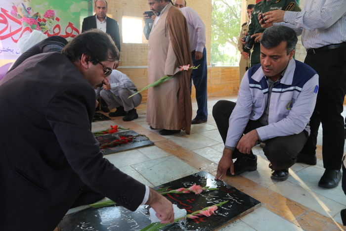 غبارروبی گلزار شهدا 18