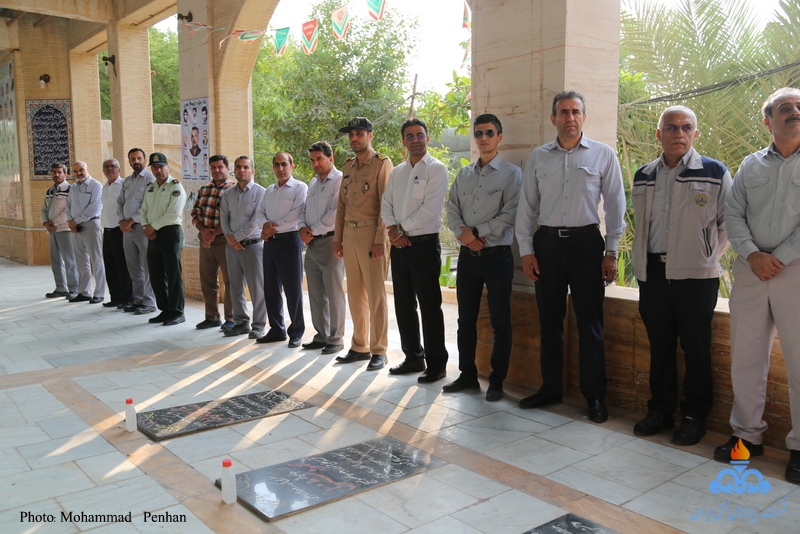 غبارروبی گلزار شهدا 3