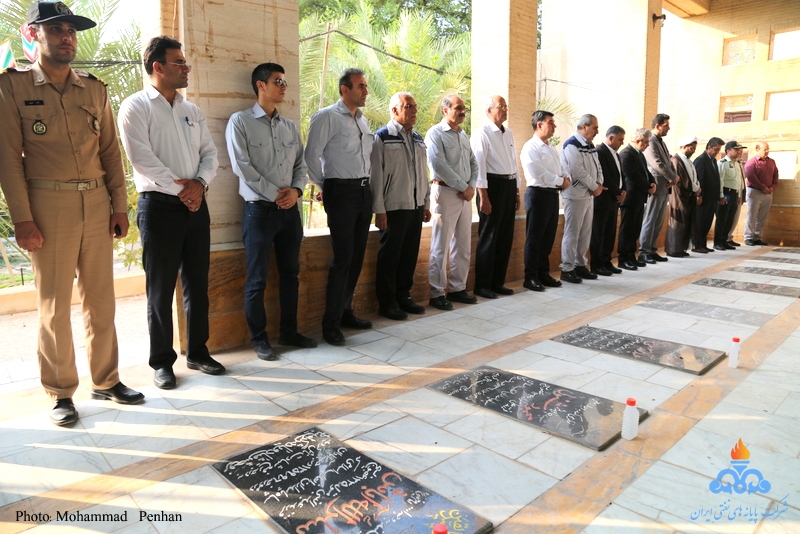 غبارروبی گلزار شهدا 6