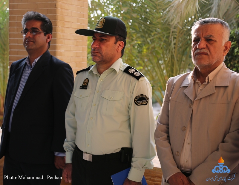 غبارروبی گلزار شهدا 8