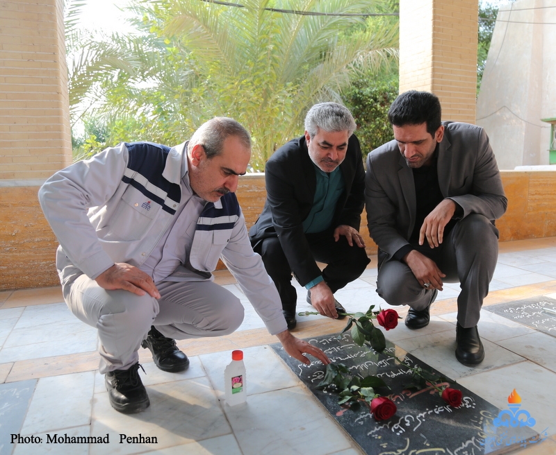 غبارروبی گلزار شهدا 16