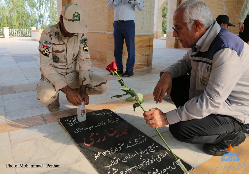 غبارروبی گلزار شهدا 17