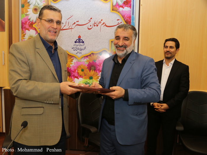 تودیع و معارفه مدیر منابع انسانی 3