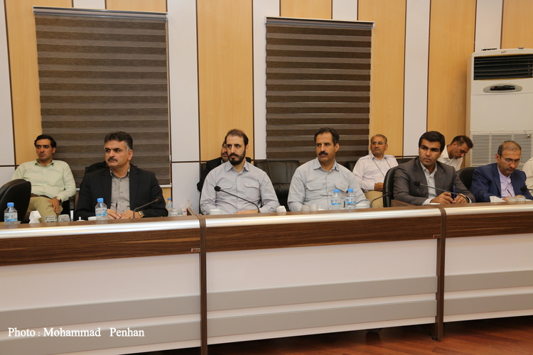 نشست بررسی عملکرد 10