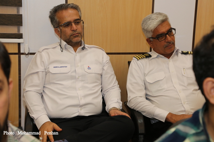 نشست بررسی عملکرد 16