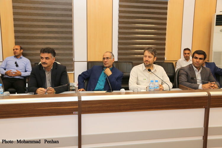 نشست بررسی عملکرد 33