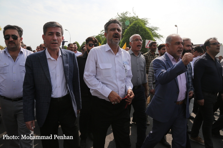 راهپیمایی 13 آبان  25