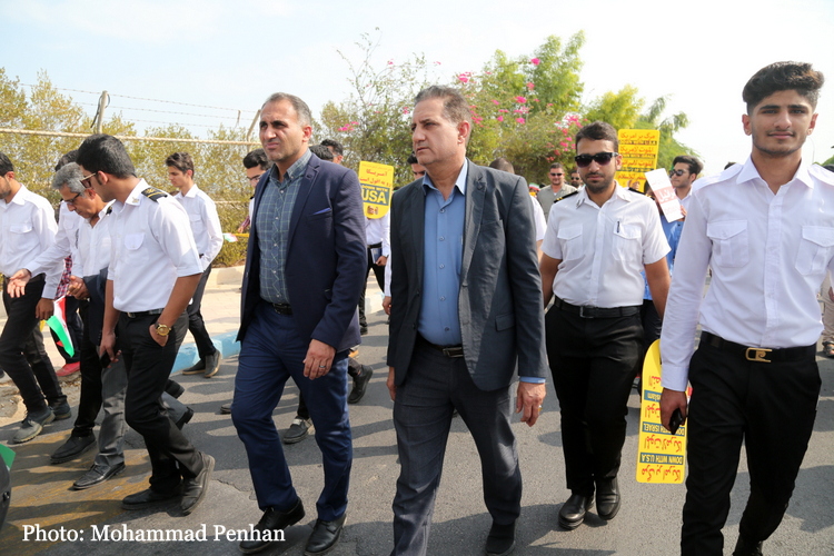 راهپیمایی 13 آبان  30