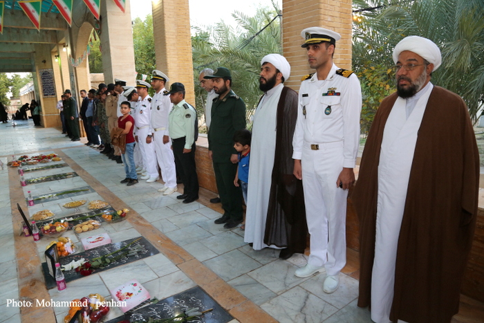 غبارروبی گلزار شهدا 1