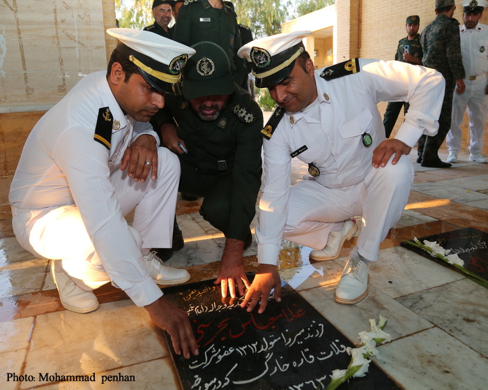 غبارروبی گلزار شهدا 22