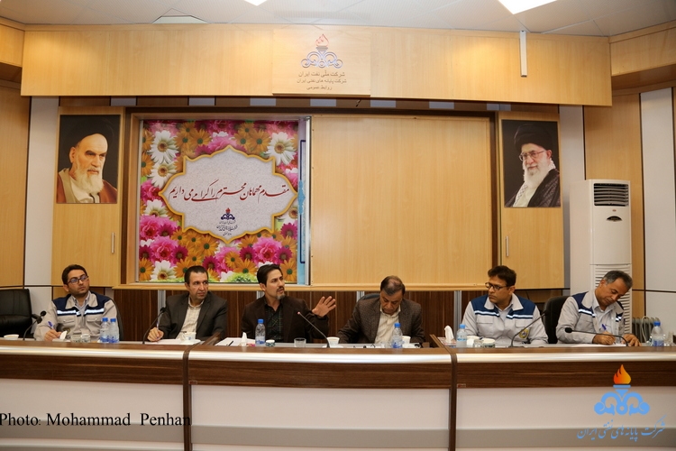 کارکنان خانم شاغل  19