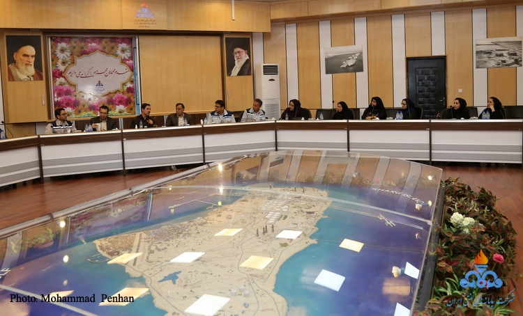 کارکنان خانم شاغل  20