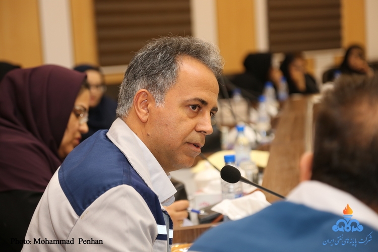 کارکنان خانم شاغل  22