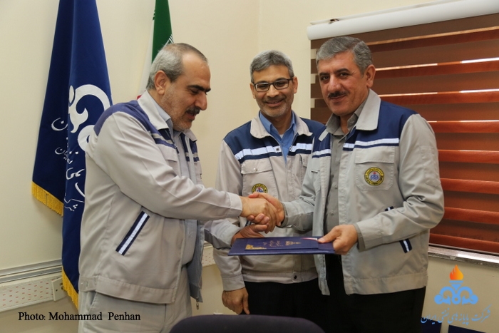 تجلیل از فعالین hse 11