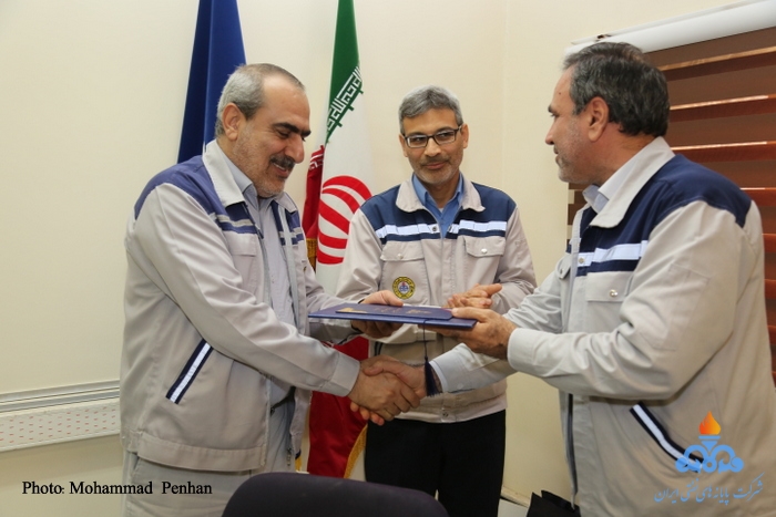 تجلیل از فعالین hse 13