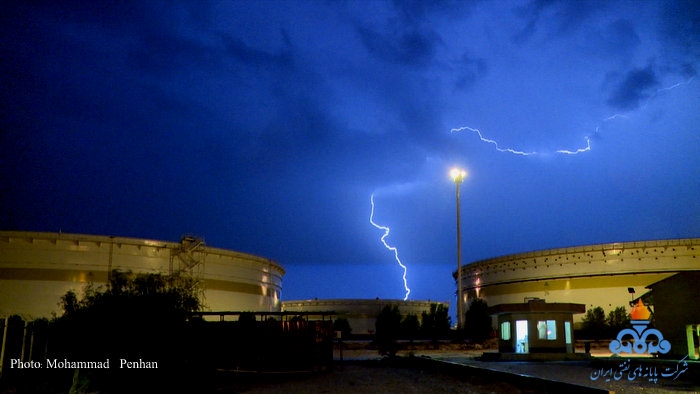 آتش سوزی مخازن 43 و 44 4