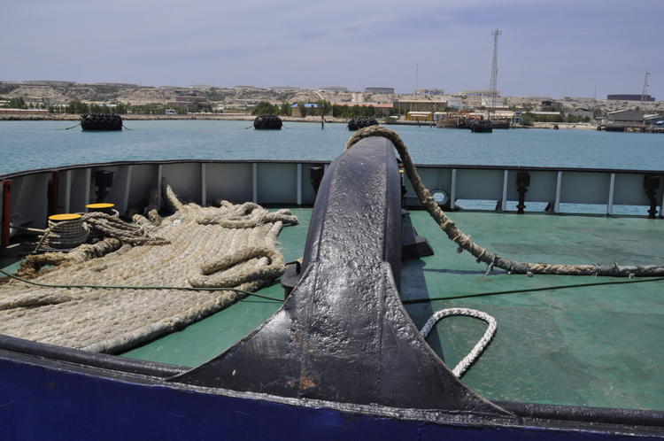 تعمیر تجهیز شناور هفت تیر