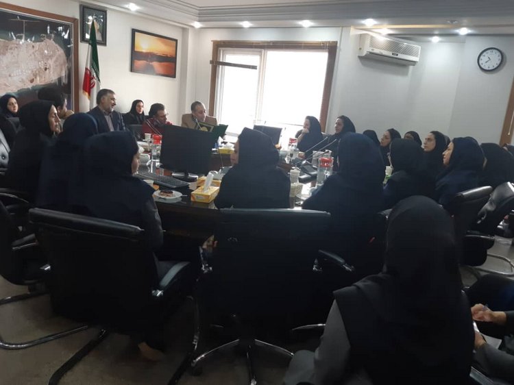 تجلیل از بانوان  1