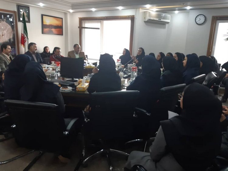 تجلیل از بانوان  2