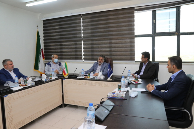 فاصله گذاری اجتماعی 3