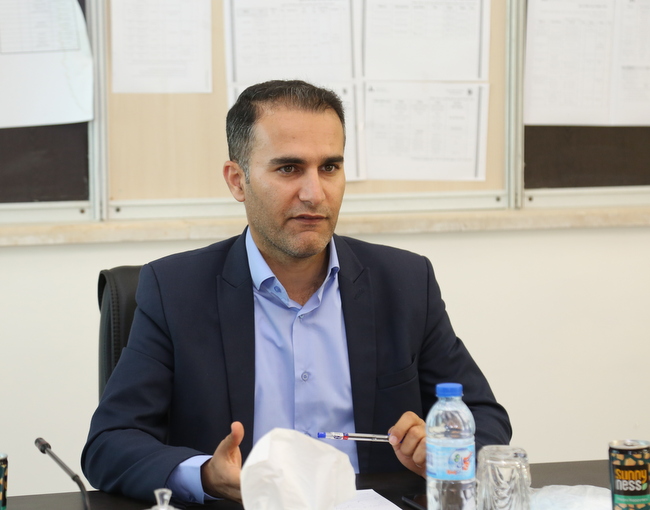 فاصله گذاری اجتماعی 13